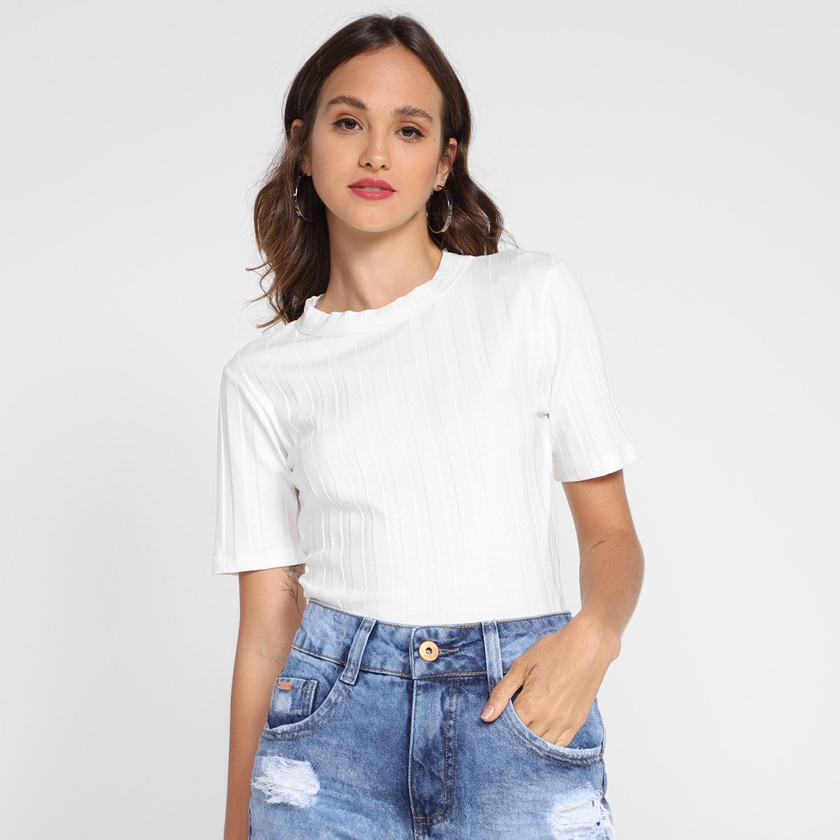 Blusa Colcci Básica Canelada Feminina - Off White Menor preço em Blusa Colcci Básica Canelada Feminina - Off White