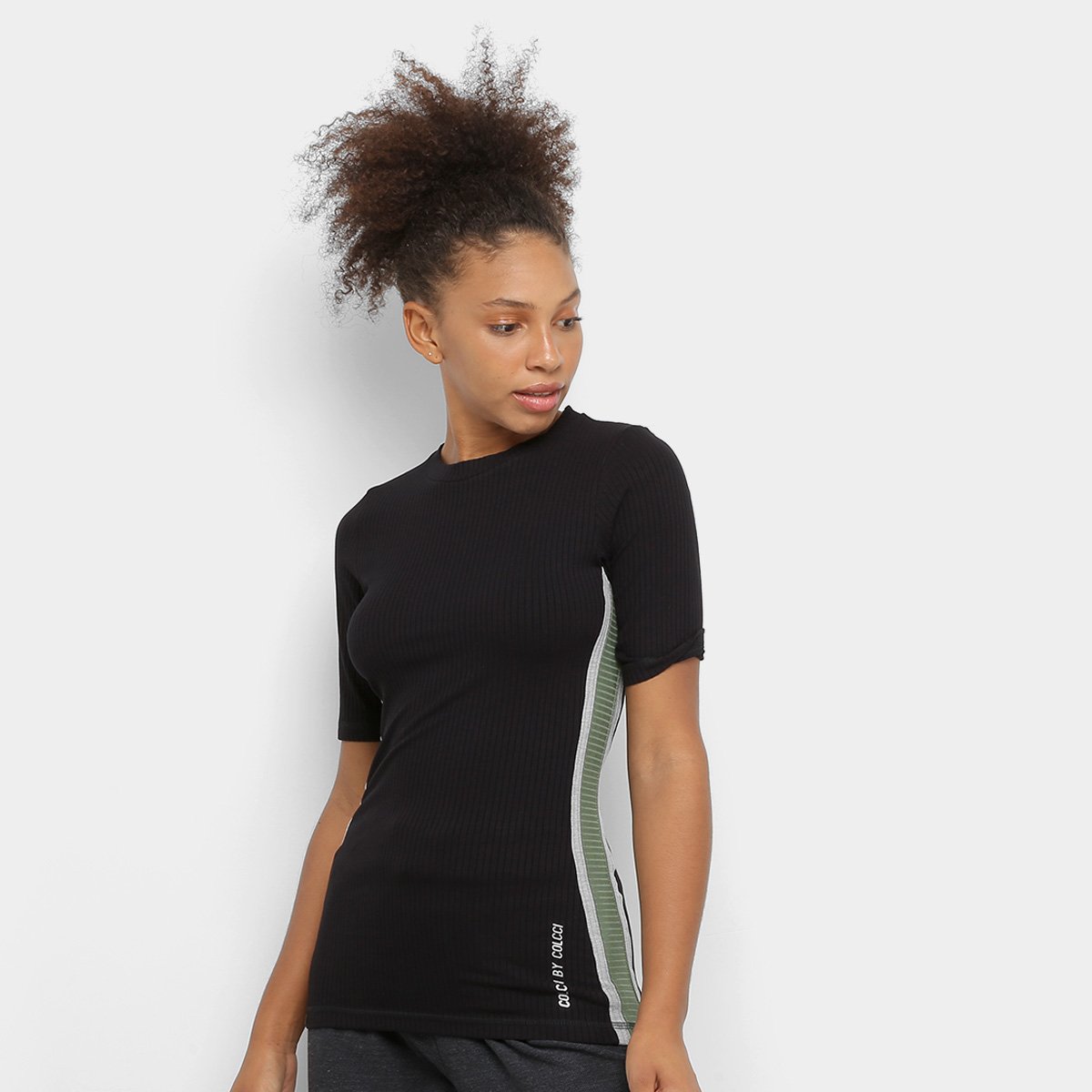 Blusa Colcci Fitness Canelada Feminina - Preto Menor preço em Blusa Colcci Fitness Canelada Feminina - Preto