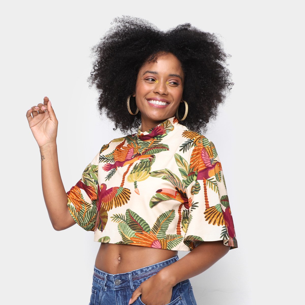 Blusa Cropped Farm Nossa Selva Feminina - Bege é ruim? Blusa Cropped Farm Nossa Selva Feminina - Bege é boa?