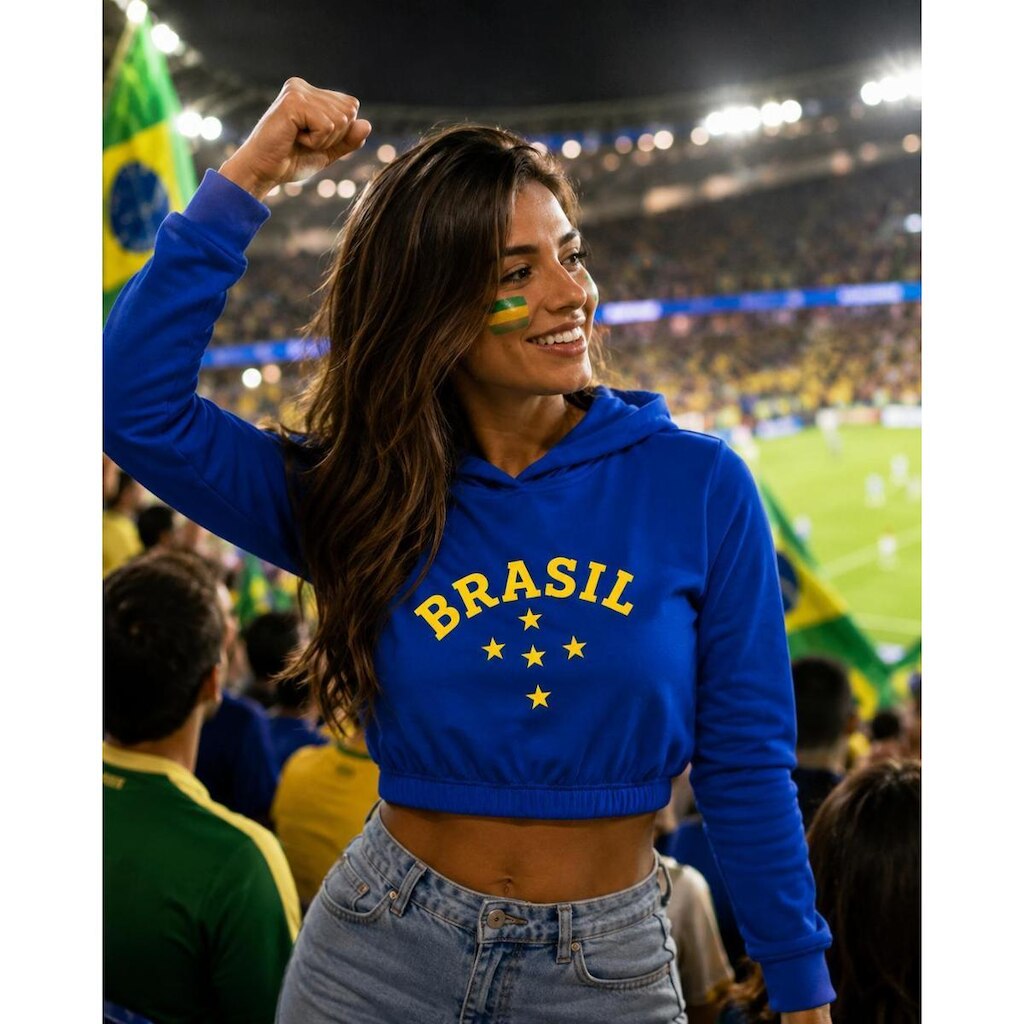 Blusa Cropped Feminina Brasil com Capuz Manga Longa Casual Torcida Poliéster e Viscose