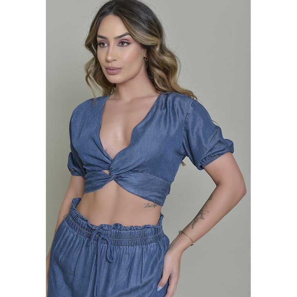 Blusa Cropped Liocel Lemier Collection Com Ajuste