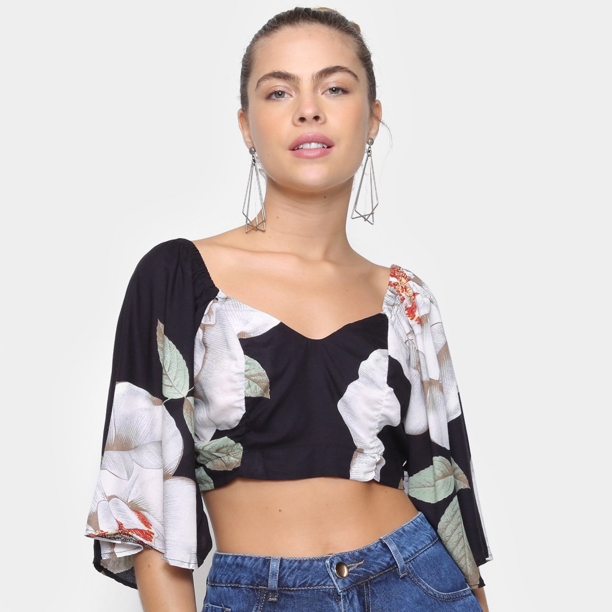 Blusa Cropped Mercatto Estampada Manga Ampla Feminina - Preto Menor preço em Blusa Cropped Mercatto Estampada Manga Ampla Feminina - Preto