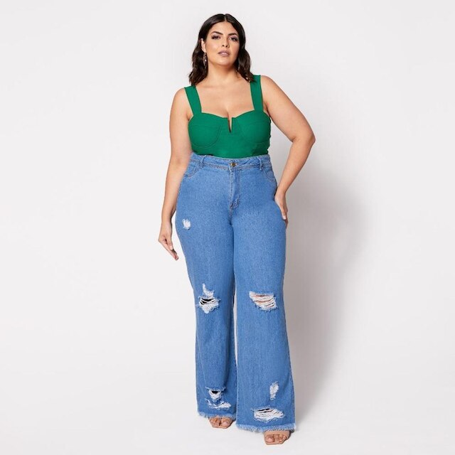 Blusa Cropped Plus com Aro em V e Bojo Verde