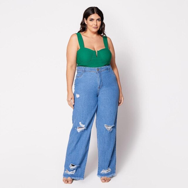 Blusa Cropped Plus com Aro em V e Bojo Verde