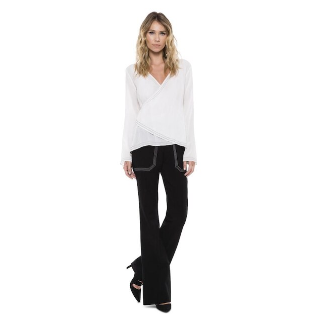Blusa Detalhe Picueta Off white G