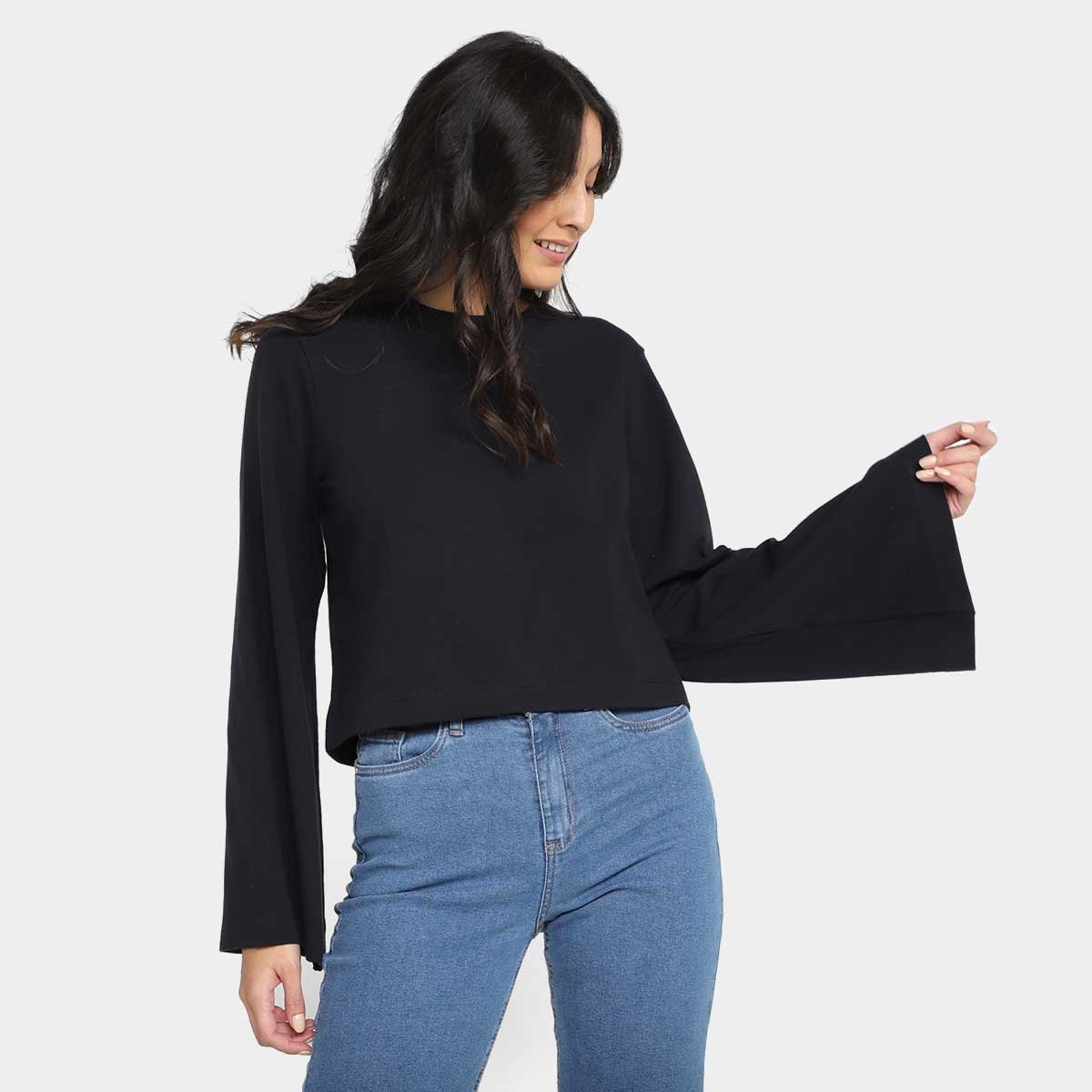 blusa lisa com manga sino