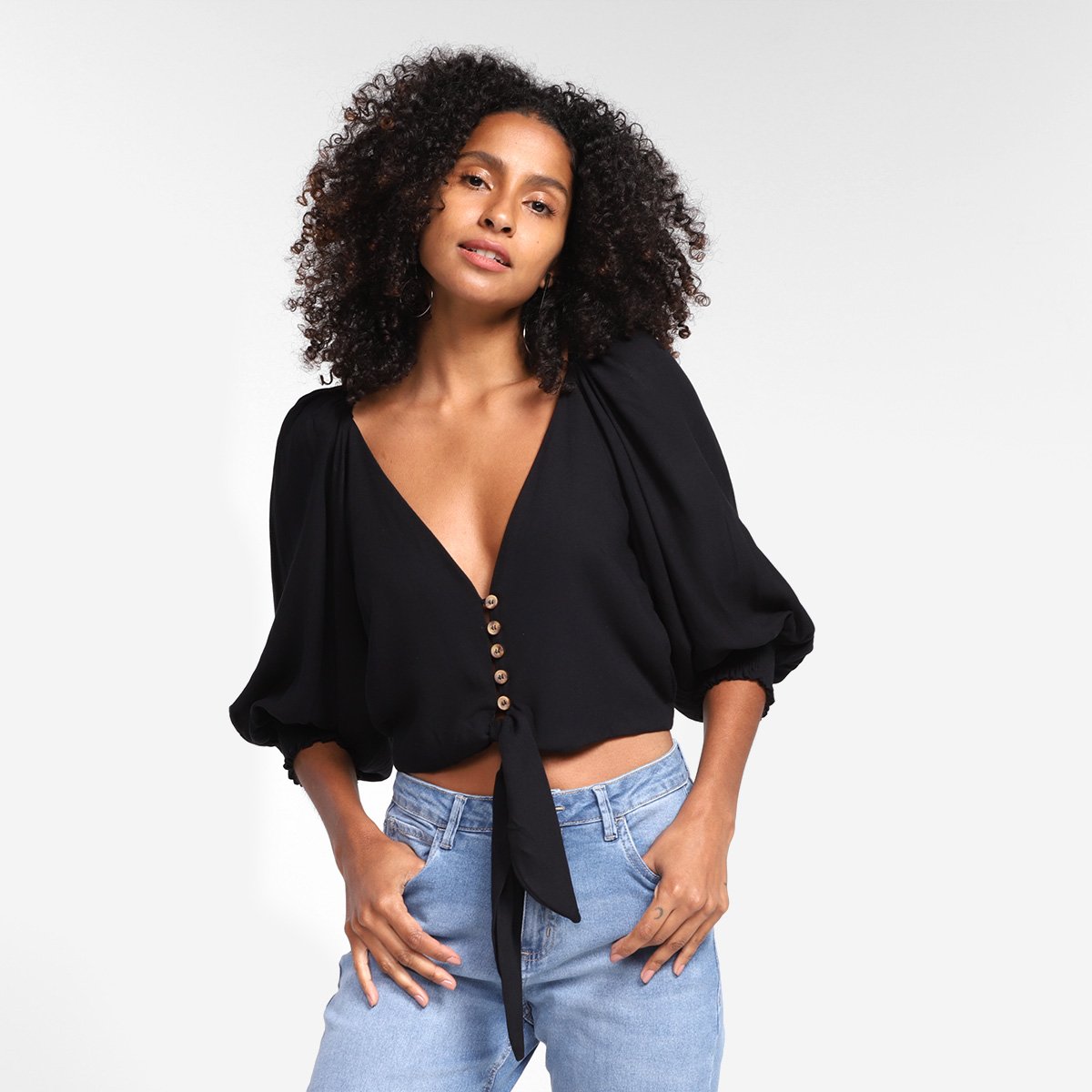 Blusa Farm Botões Amarração Decote V Feminina - Preto Menor preço em Blusa Farm Botões Amarração Decote V Feminina - Preto