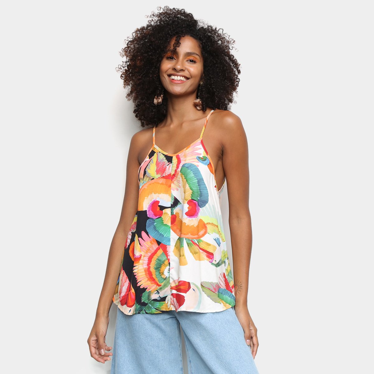 Blusa Farm Regata Dança Dos Tucanos Feminina - Preto Menor preço em Blusa Farm Regata Dança Dos Tucanos Feminina - Preto