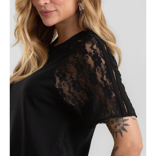 Blusa Feminina Cotton Leve e Manga de Renda Dianna Preto
