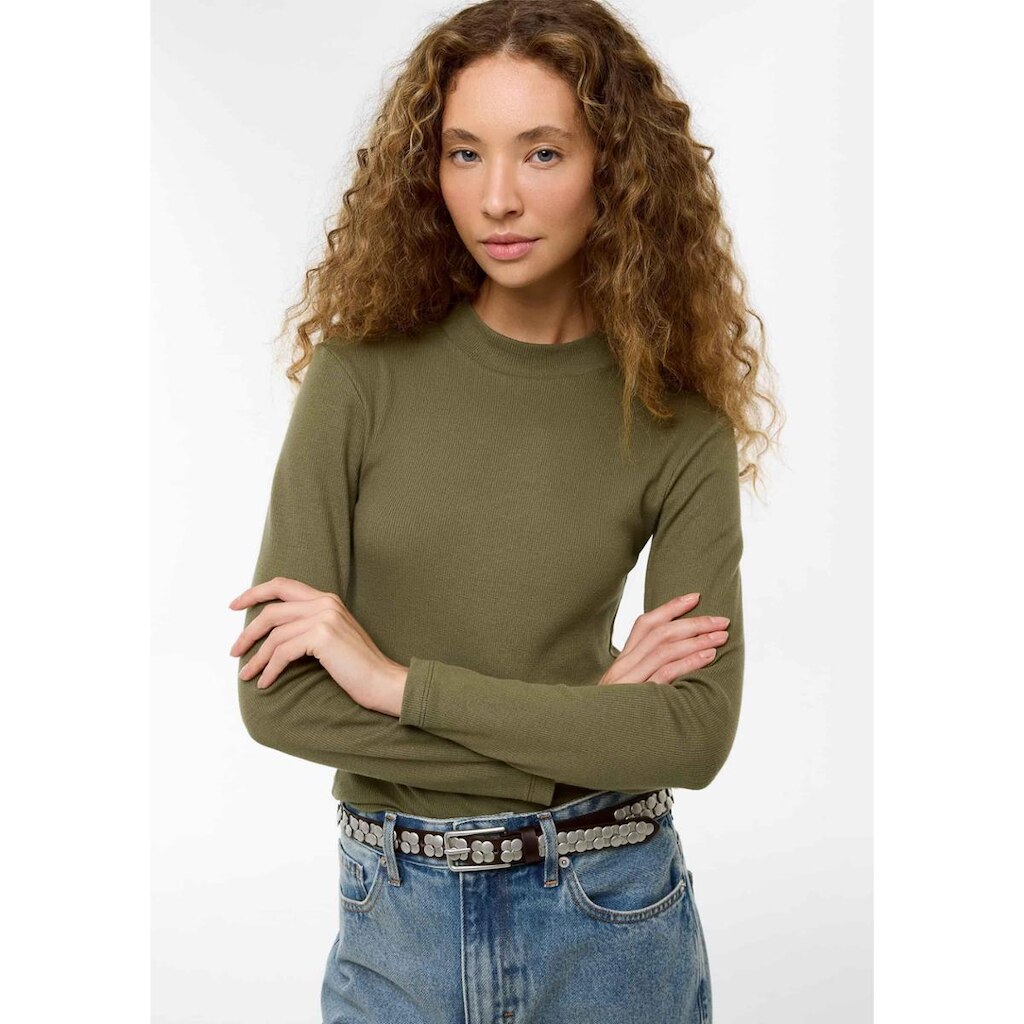 Blusa Feminina Gola Alta Canelada