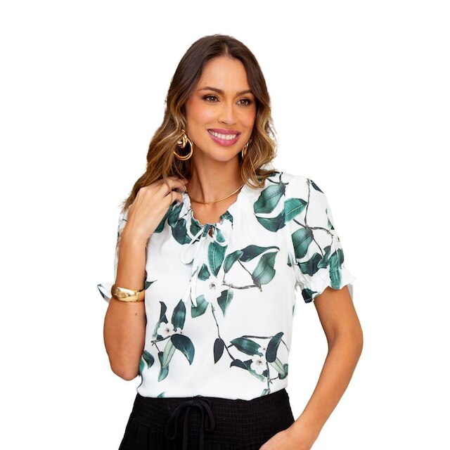 BLUSA FEMININA MANGA CURTA ESTAMPA TROPICAL COM RENDA EM CREPE SUAVE
