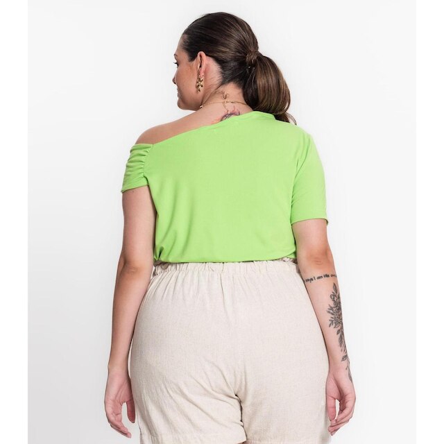 Blusa Feminina Plus Size Em Malha Soft Secret Glam Verde