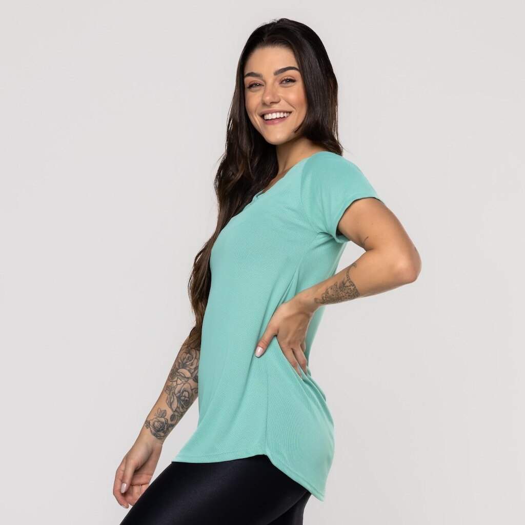 Blusa Fitness Feminina Tapa Bumbum Gola Redonda Manga Curta