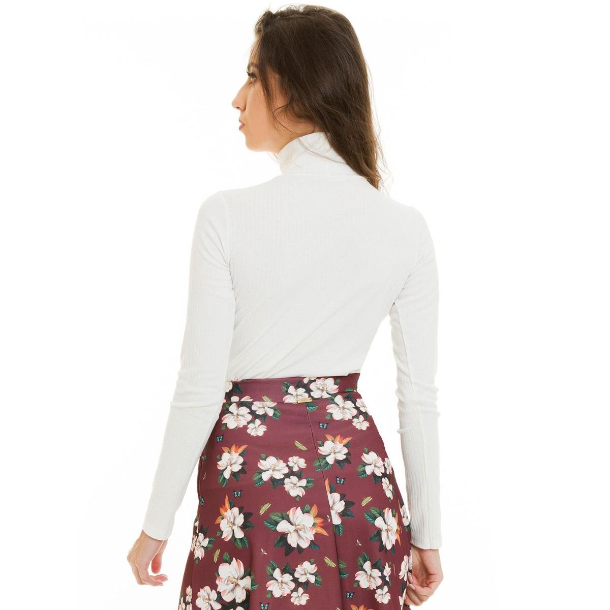 blusa gola alta creme