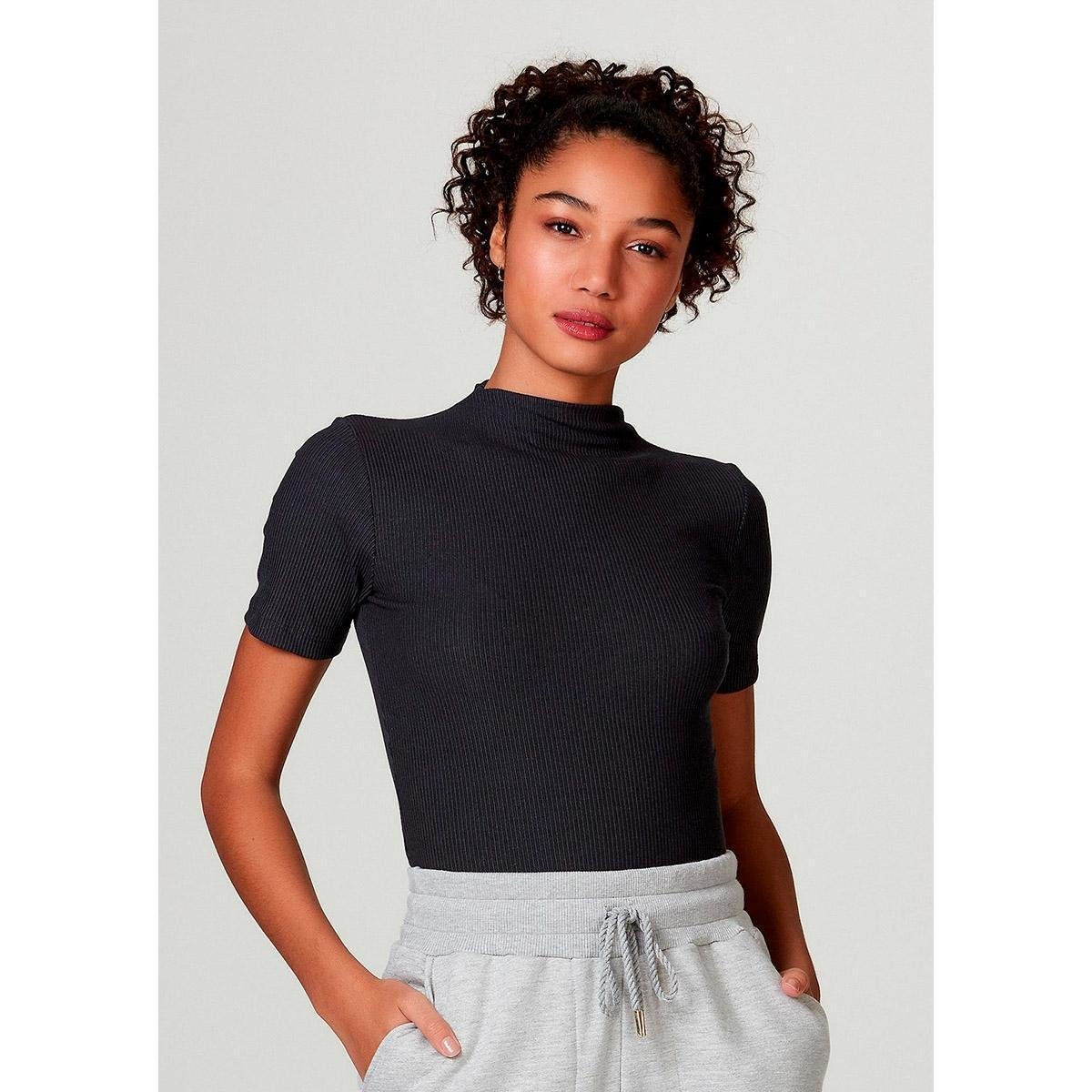 Blusa Manga Curta Básica Hering Gola Alta com Elastano Feminina Menor preço em Blusa Manga Curta Básica Hering Gola Alta com Elastano Feminina