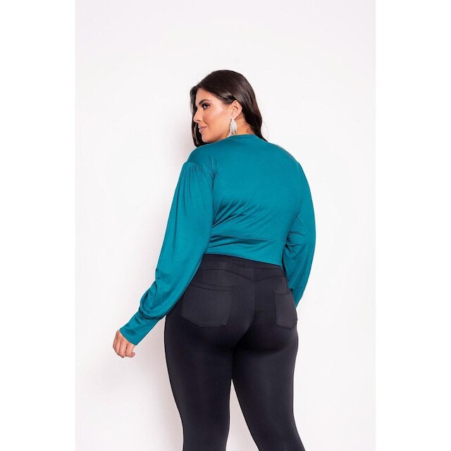 Blusa Plus Size Lisa Manga Longa
