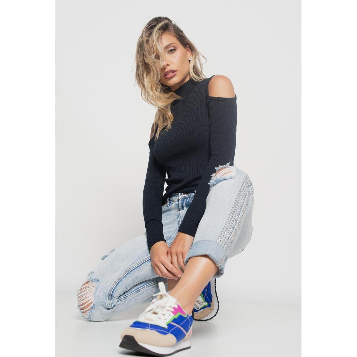 Blusa Salvatore Fashion Canelada Manga Longa Ombro Vazado Feminina - Preto Menor preço em Blusa Salvatore Fashion Canelada Manga Longa Ombro Vazado Feminina - Preto