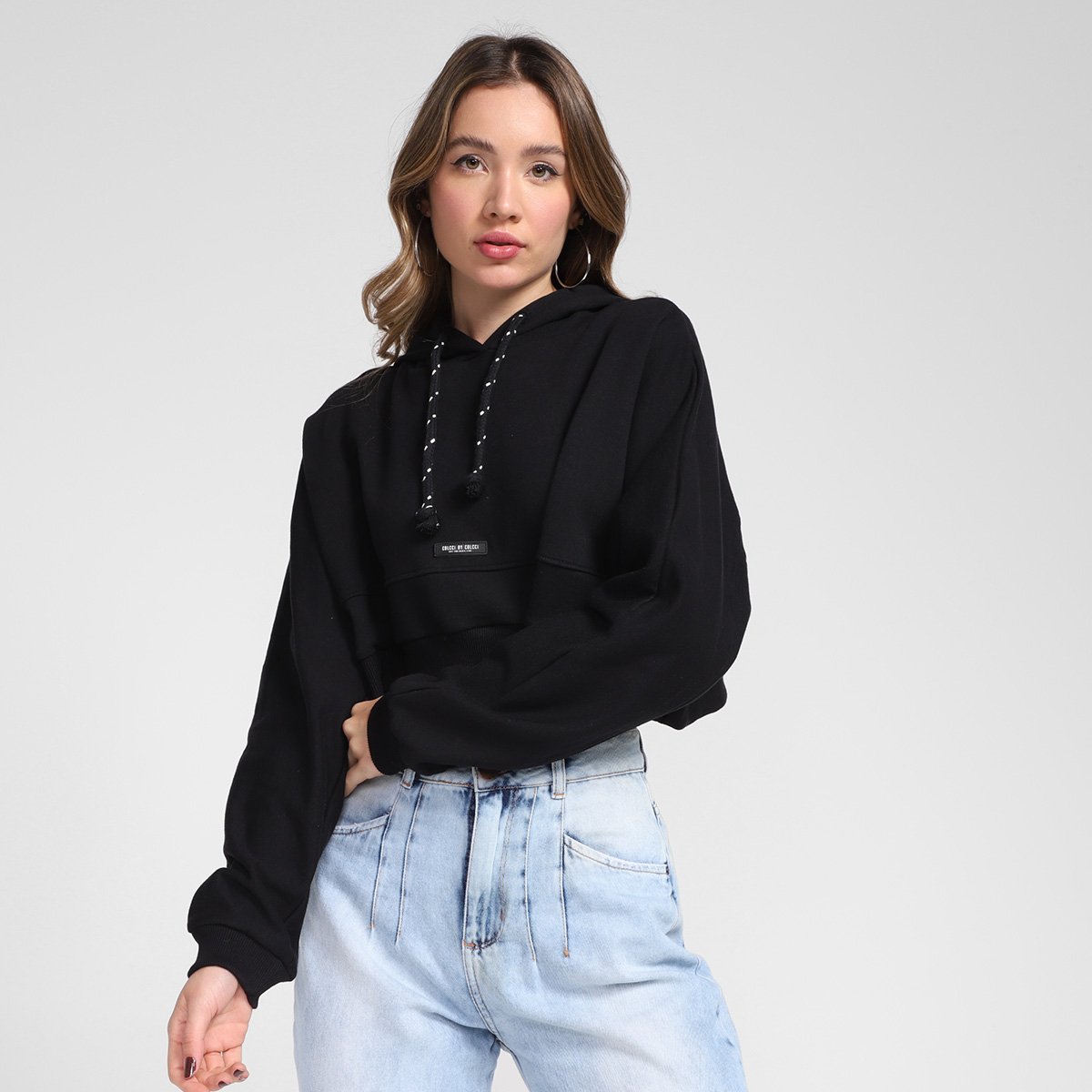 Blusão Moletom Colcci Com Capuz Feminino - Preto Menor preço em Blusão Moletom Colcci Com Capuz Feminino - Preto