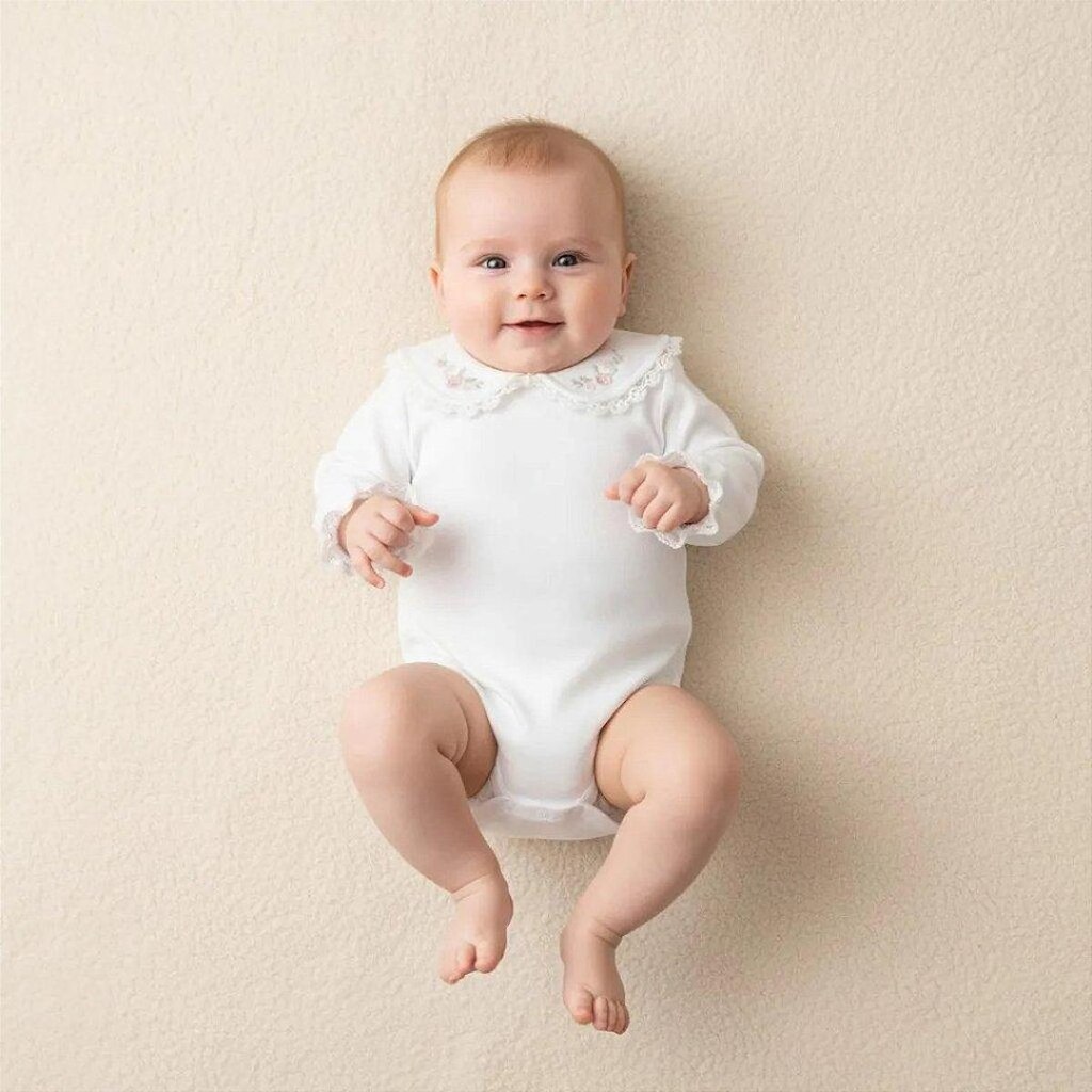 Body Longo Hug Com Gola Bordada Branco