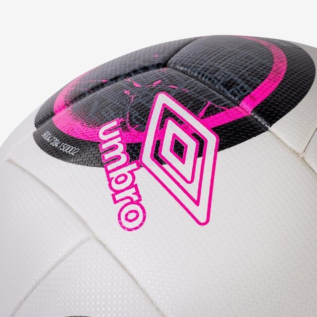 Bola De Campo Umbro Neo Swerve Premier Fb
