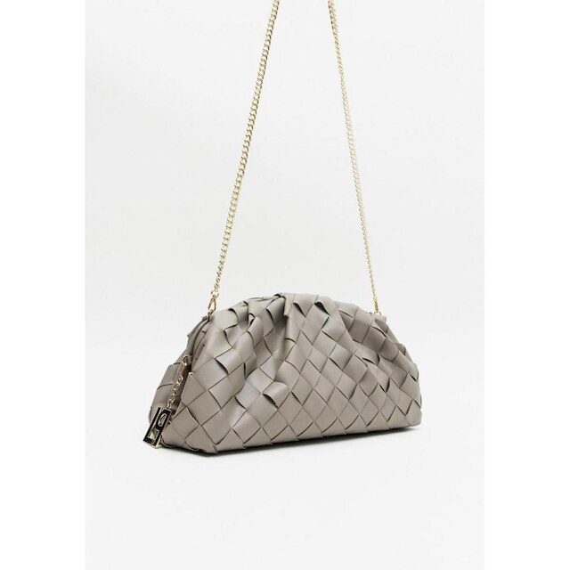 Bolsa Clutch Com Enfeite E Pingente