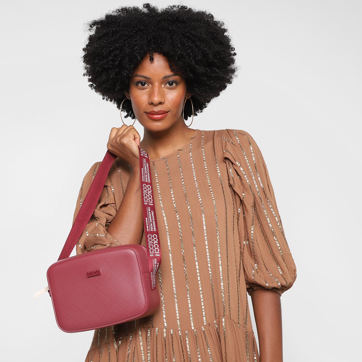 Bolsa Colcci Box Lisa Feminina - Bordô Menor preço em Bolsa Colcci Box Lisa Feminina - Bordô