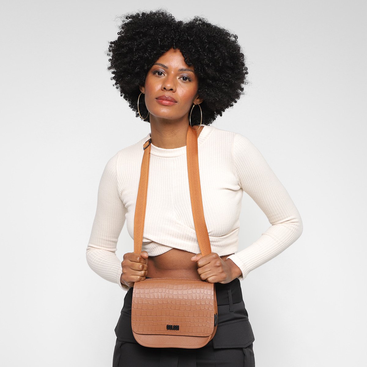 Bolsa Colcci Flap Textura Feminina - Caramelo Menor preço em Bolsa Colcci Flap Textura Feminina - Caramelo