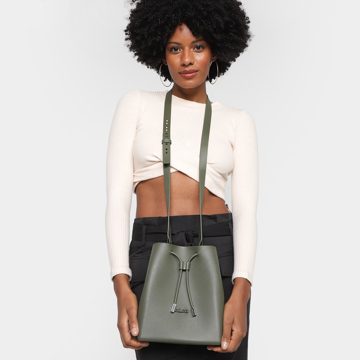 Bolsa Colcci Saco Feminina - Verde é ruim? Bolsa Colcci Saco Feminina - Verde é boa?