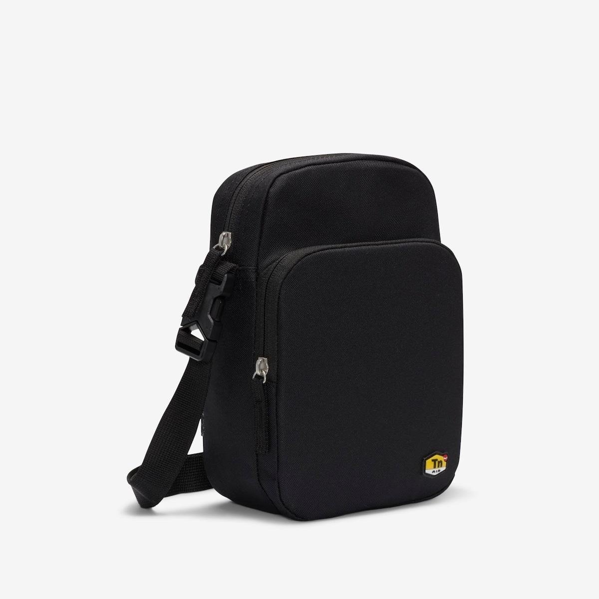 Bolsa Transversal Nike Heritage Unissex - Preto+Branco Menor preço em Bolsa Transversal Nike Heritage Unissex - Preto+Branco