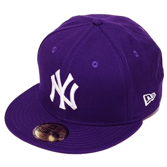 Boné New Era Aba Reta Fechado Mlb Ny Yankees Basic - Roxo Menor preço em Boné New Era Aba Reta Fechado Mlb Ny Yankees Basic - Roxo