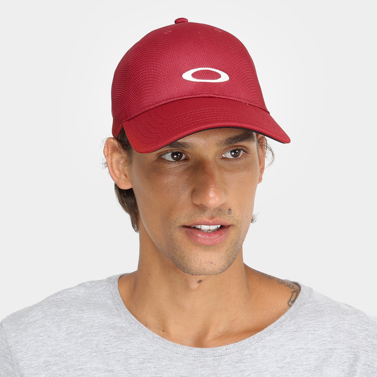 Boné Oakley Aba Curva Básico Mod Tech Cap Masculino - Vermelho Escuro |  Zattini