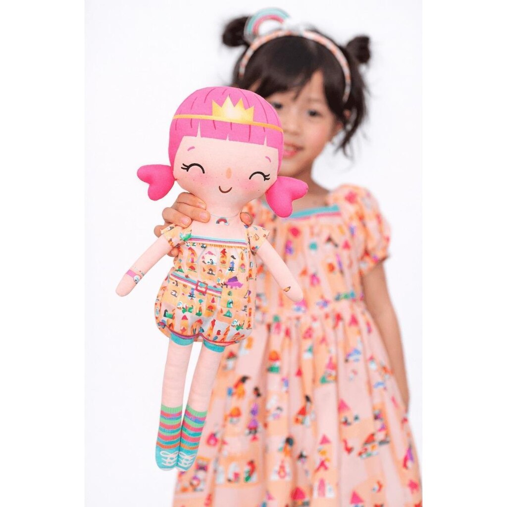 Boneca Almofada Infantil Menina Lá No Meu Castelo Alphabeto