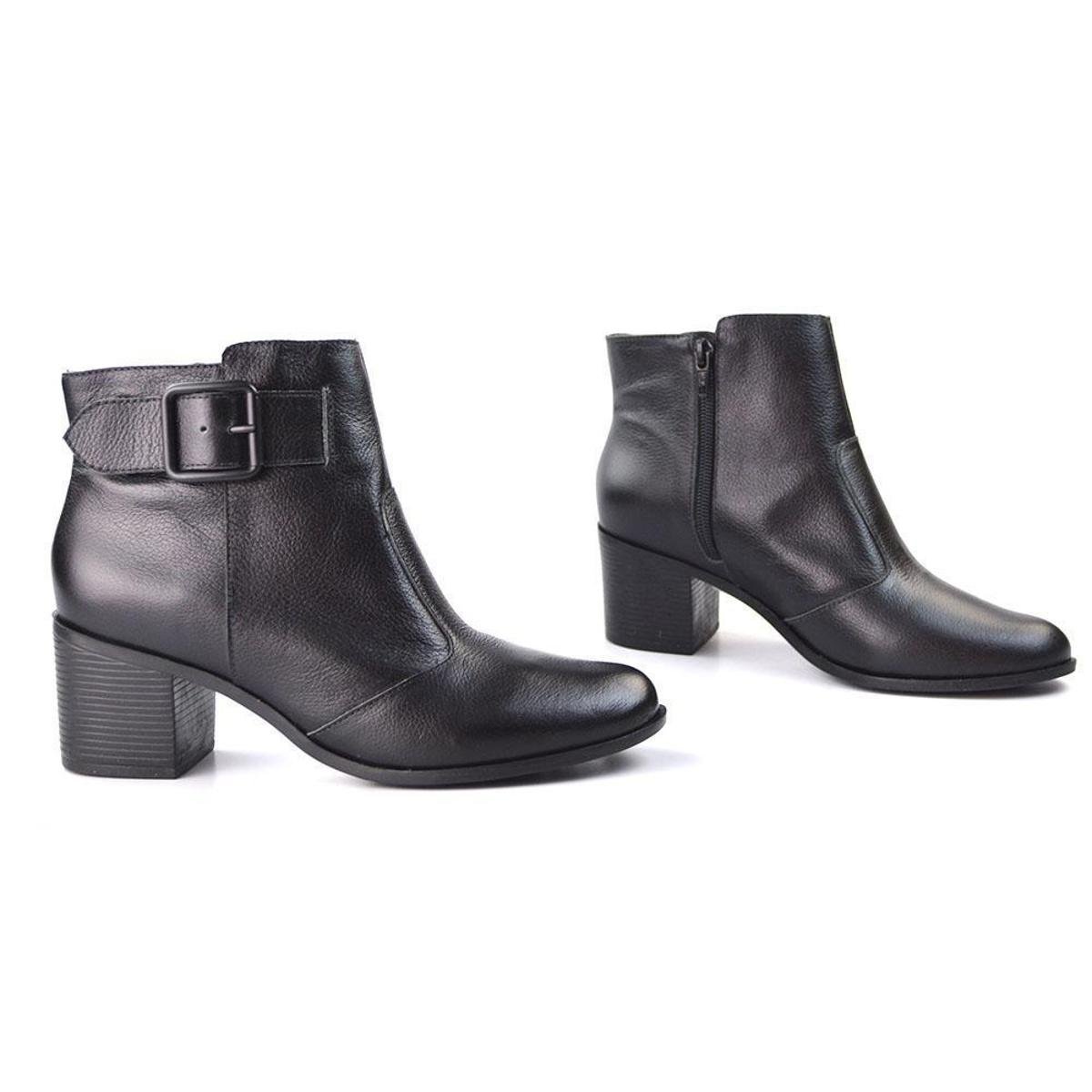 Bota Biker Feminina Couro Cano Médio Fivela Conforto Estilo - Preto Menor preço em Bota Biker Feminina Couro Cano Médio Fivela Conforto Estilo - Preto
