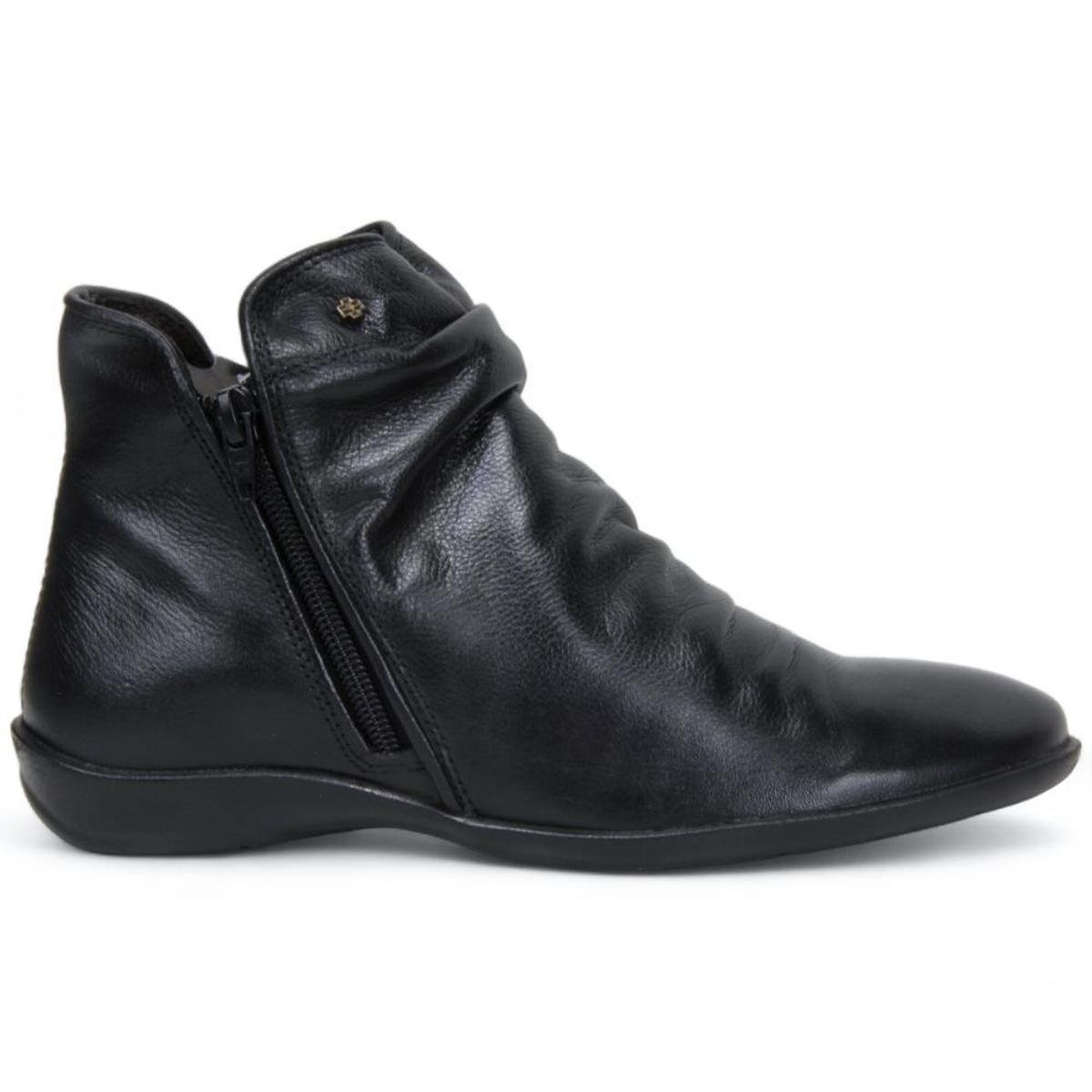 Bota Cano Baixo Rasteira Perlatto ANG820 - Couro Menor preço em Bota Cano Baixo Rasteira Perlatto ANG820 - Couro