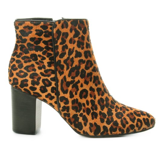 Bota Cano Curto Couro Shoestock Leopard Feminina - Caramelo