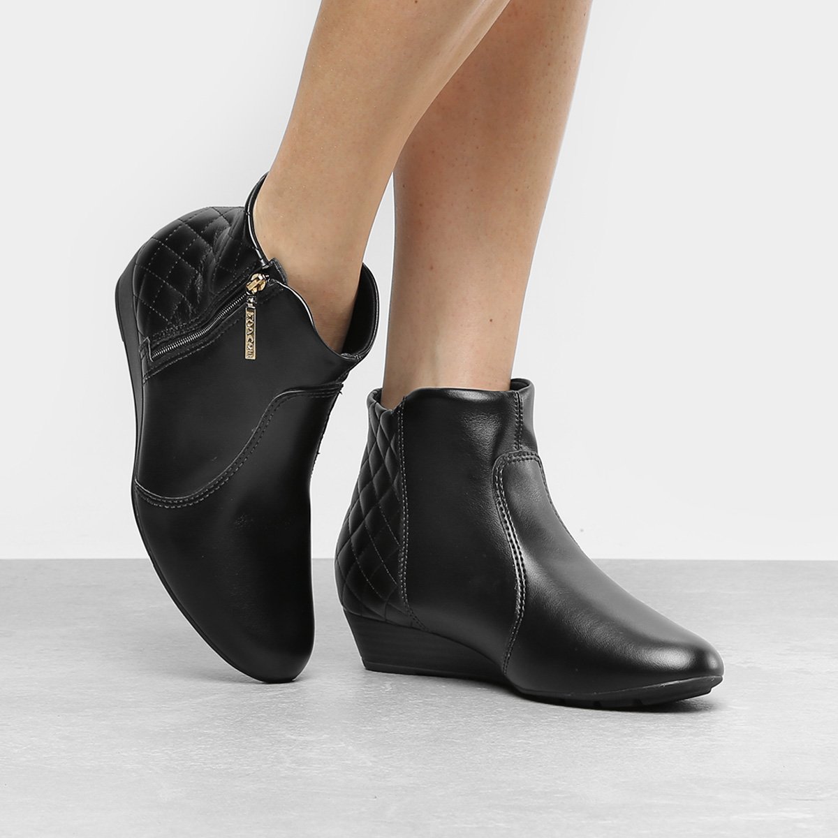 Bota Cano Curto Modare Anabela Matelassê Feminina - Preto Menor preço em Bota Cano Curto Modare Anabela Matelassê Feminina - Preto