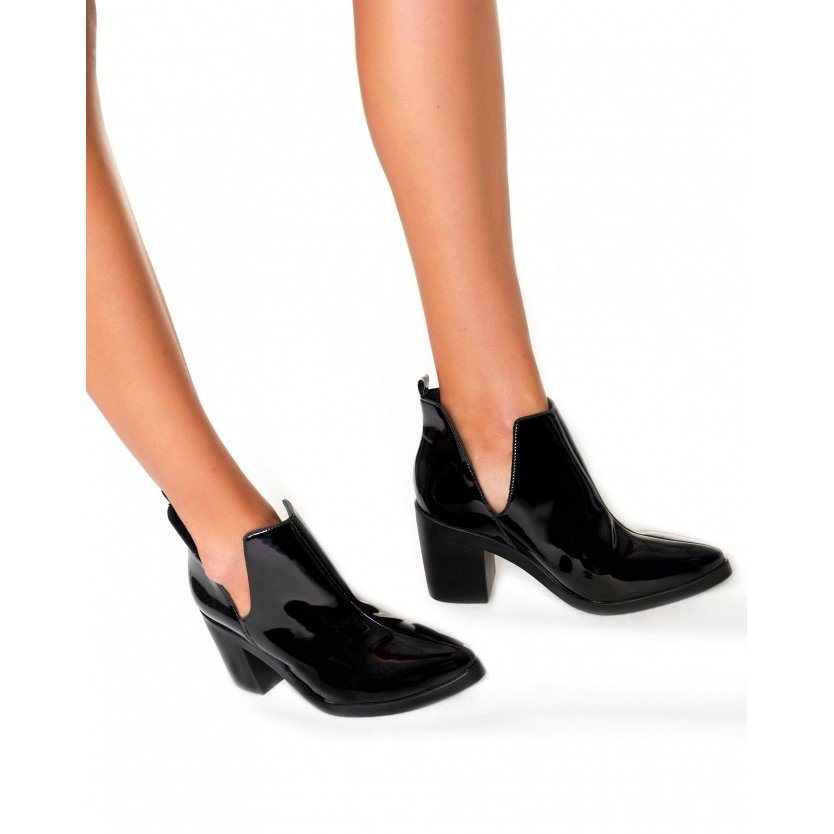 Calça Jeans Bota Cano Curto Amaro Bota Cano Curto Recorte Lateral