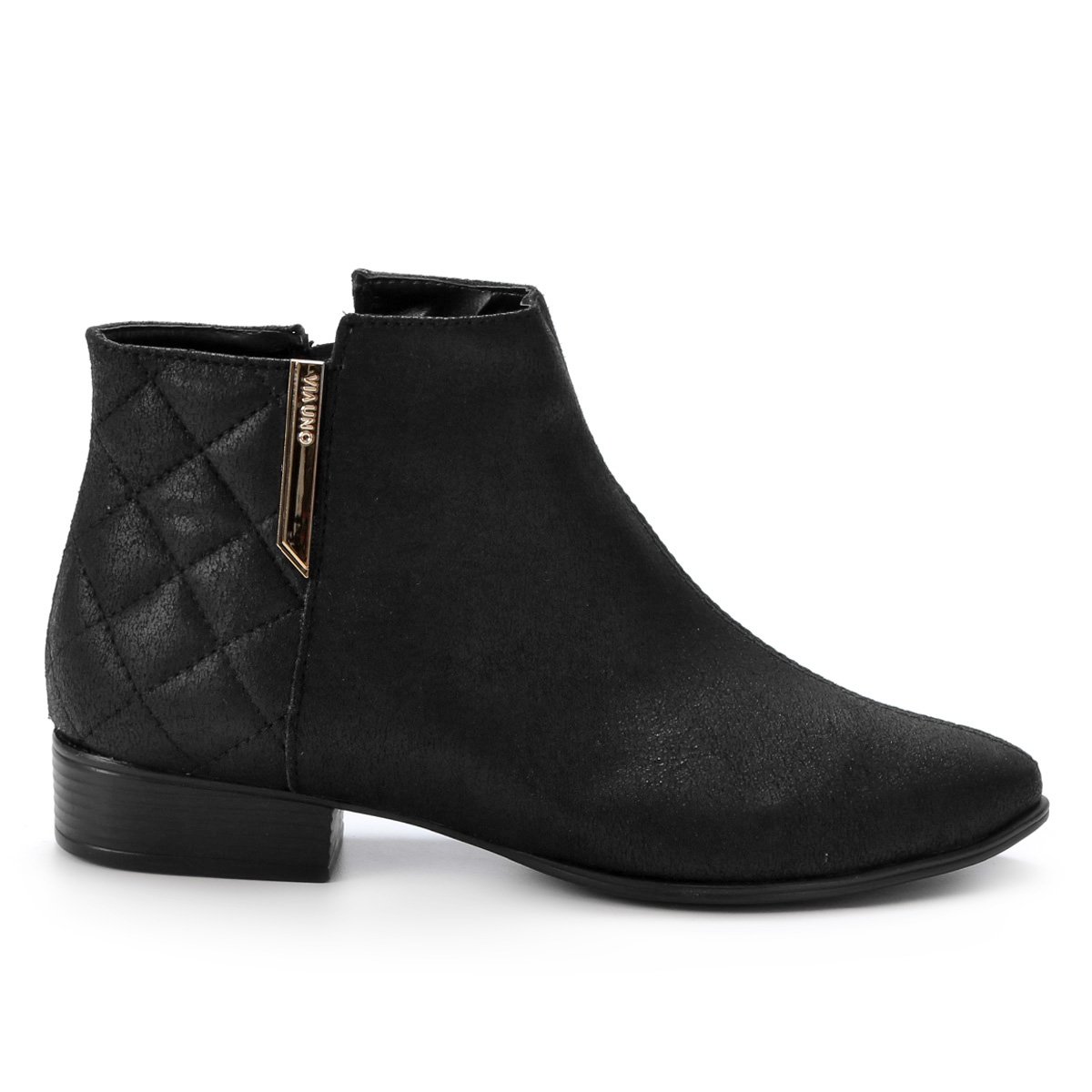 Bota Cano Curto Via Uno Matelassê Salto Baixo Feminina - Preto Menor preço em Bota Cano Curto Via Uno Matelassê Salto Baixo Feminina - Preto