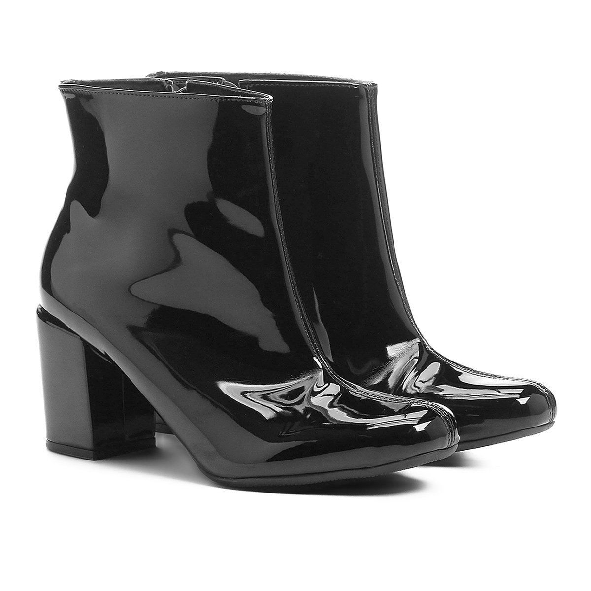 Bota Cano Curto Zatz Salto Grosso Feminina - Preto Menor preço em Bota Cano Curto Zatz Salto Grosso Feminina - Preto