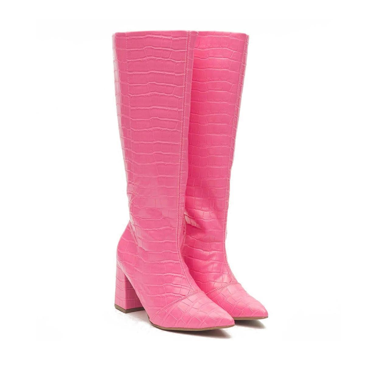 Bota Cano Longo Crocodilo Coloridas Salto Bloco Grosso Rosa Menor preço em Bota Cano Longo Crocodilo Coloridas Salto Bloco Grosso Rosa