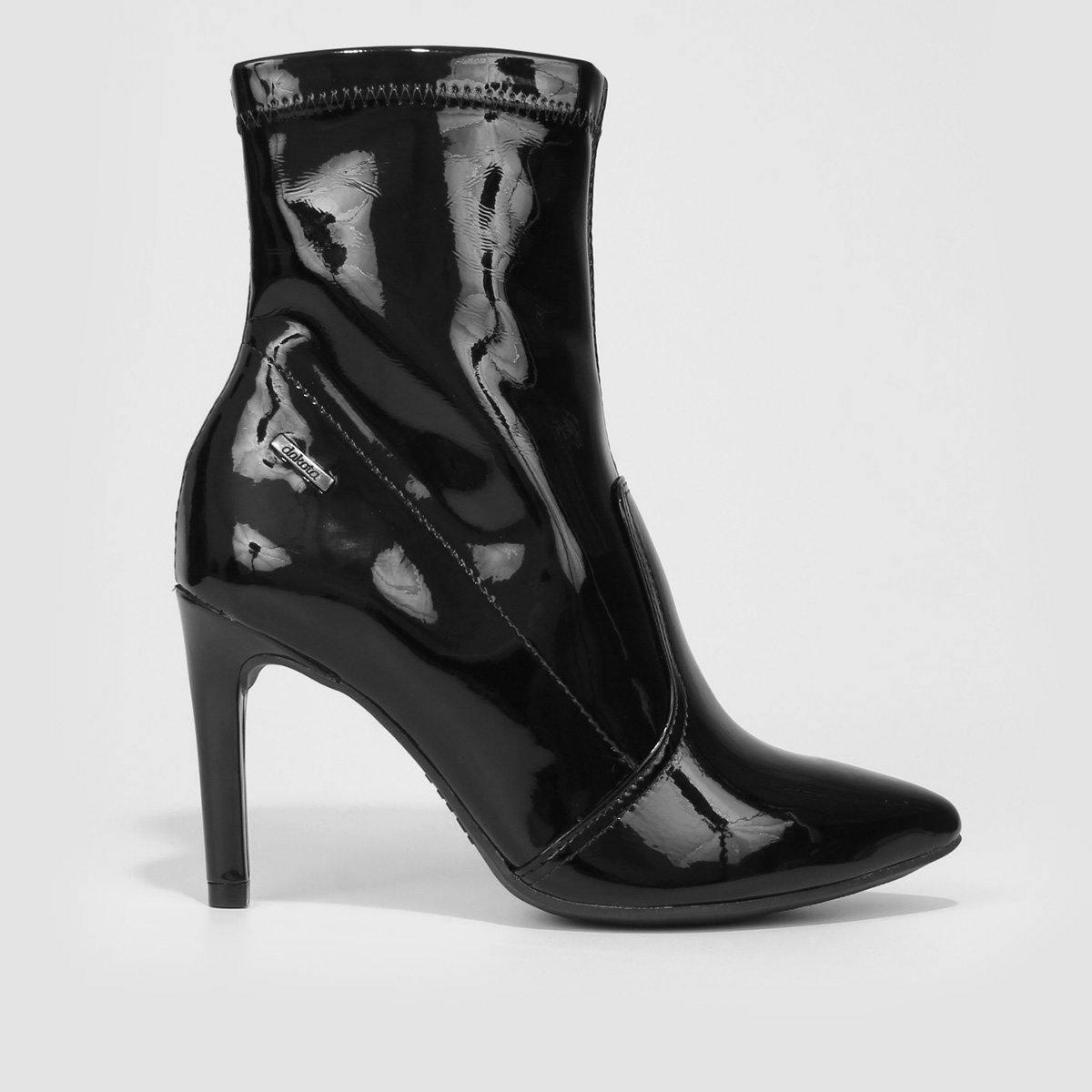 Bota Cano Médio Dakota Bico Fino Feminina - Preto Menor preço em Bota Cano Médio Dakota Bico Fino Feminina - Preto