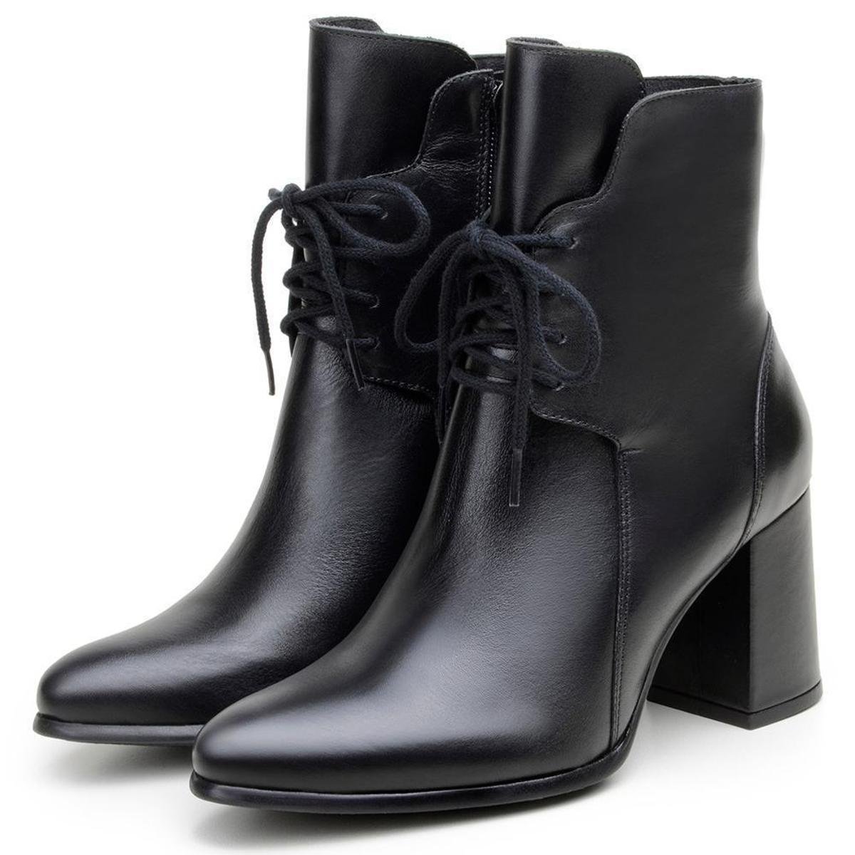 Bota Casual Couro Bico Fino Cano Curto Feminina - Preto Menor preço em Bota Casual Couro Bico Fino Cano Curto Feminina - Preto