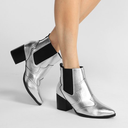 Bota Chelsea Vizzano Metalizada Bico Fino Feminina