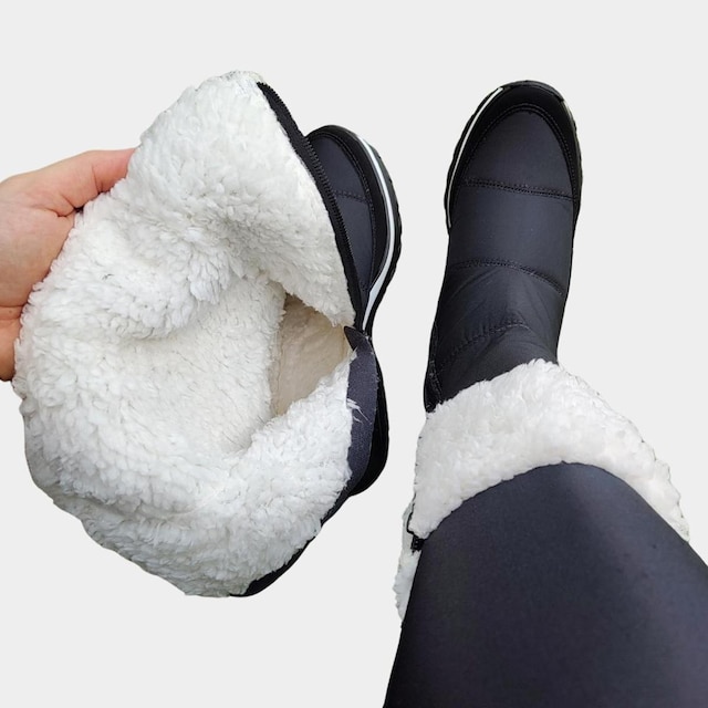 Bota Com lã Ushuaia Nobuck com nylon preto Forrada com Lã