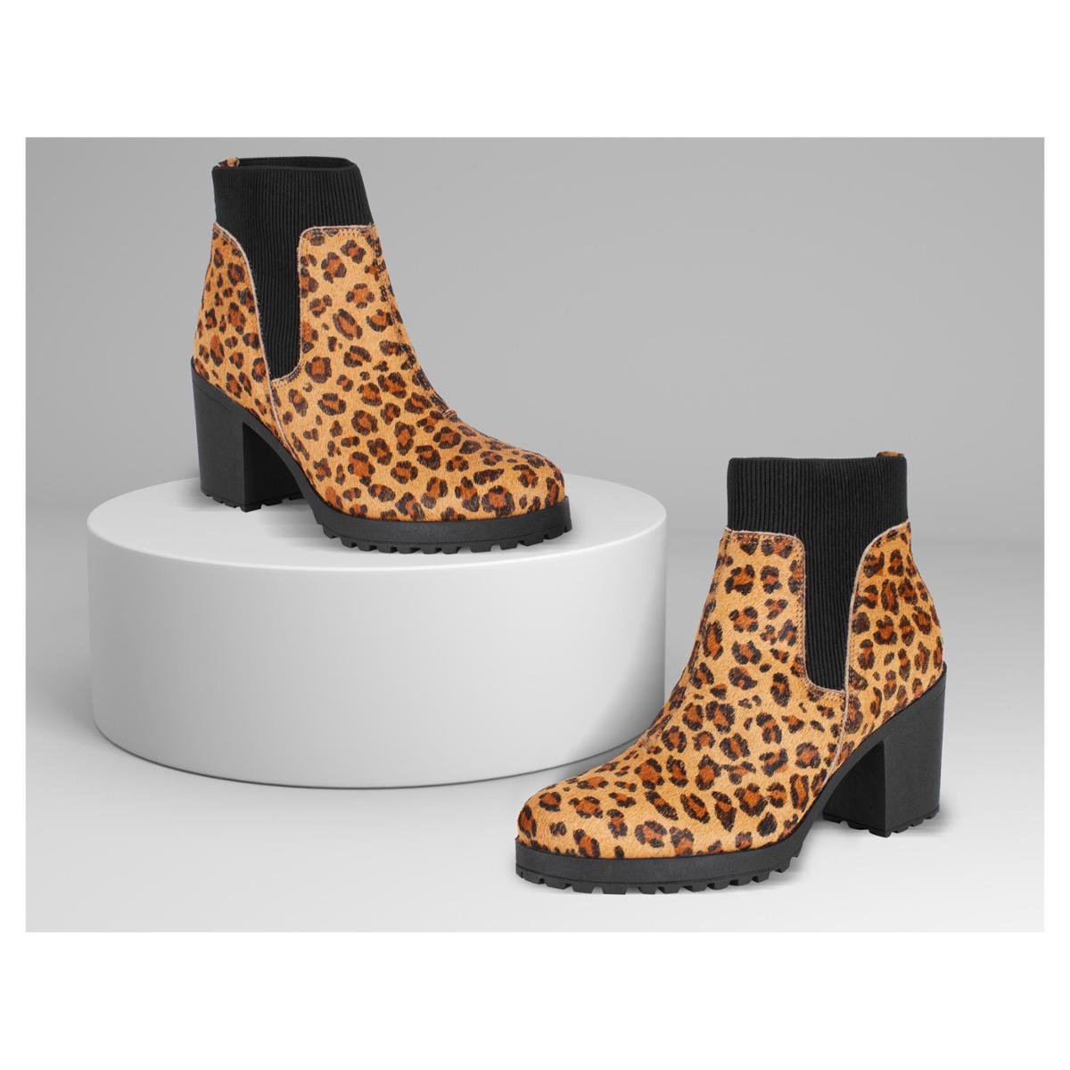 Bota Coturno Feminina Couro Animal Print Tratorado Casual - Marrom Menor preço em Bota Coturno Feminina Couro Animal Print Tratorado Casual - Marrom