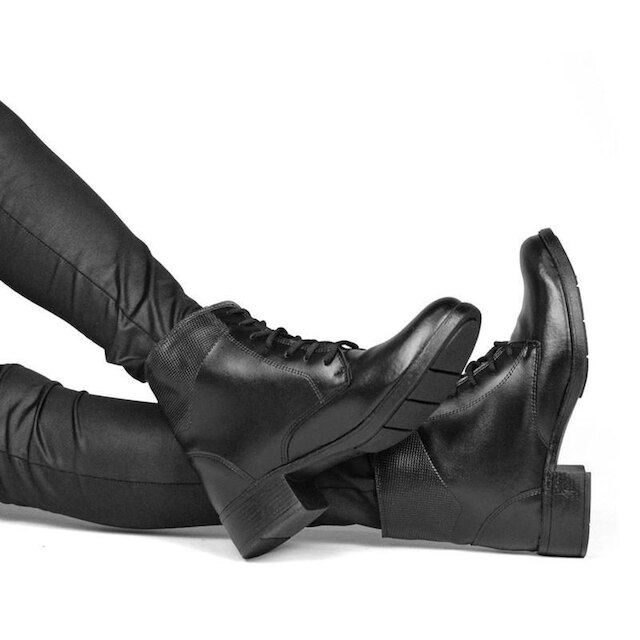 Bota Coturno Feminino Cano Médio Tratorada De Amarrar 6011