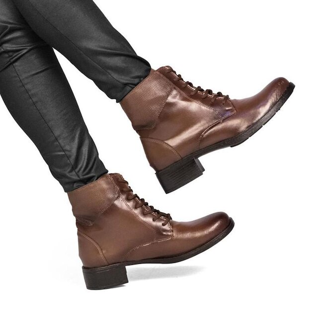 Bota Coturno Feminino Cano Médio Tratorada Fashion Moda Blogueira 6011