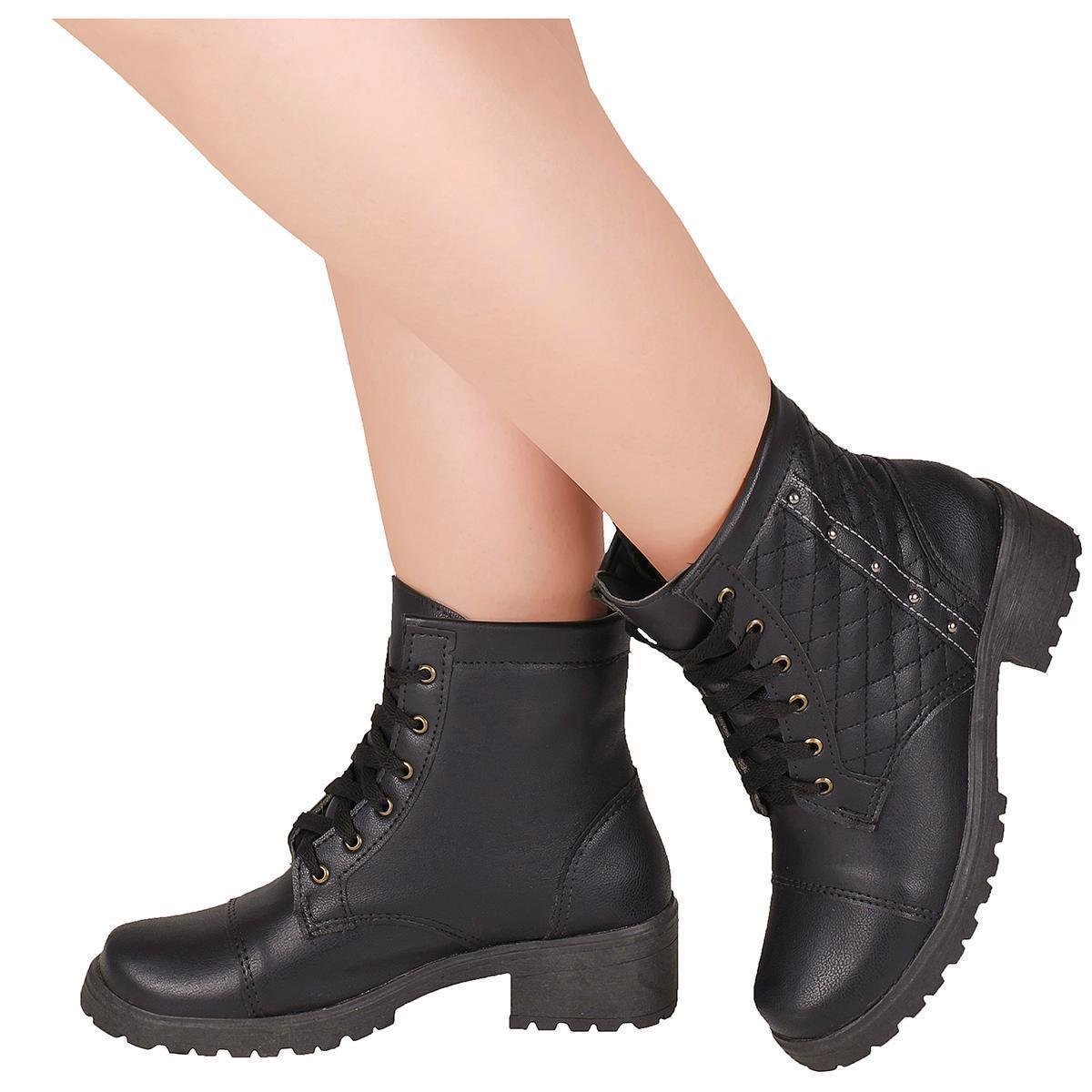 Bota Coturno Tratorada Cadarço Feminina Off White Macia - Preto Menor preço em Bota Coturno Tratorada Cadarço Feminina Off White Macia - Preto