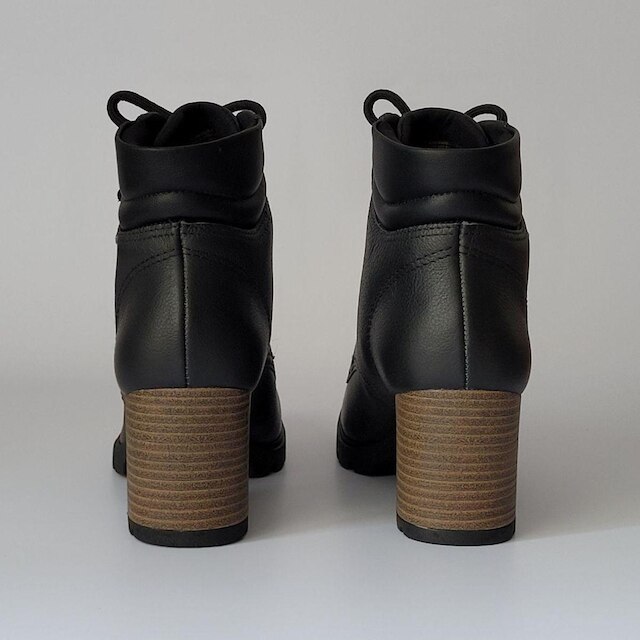 Bota Coturno Tratorado de Couro Dakota Salto Bloco G9791