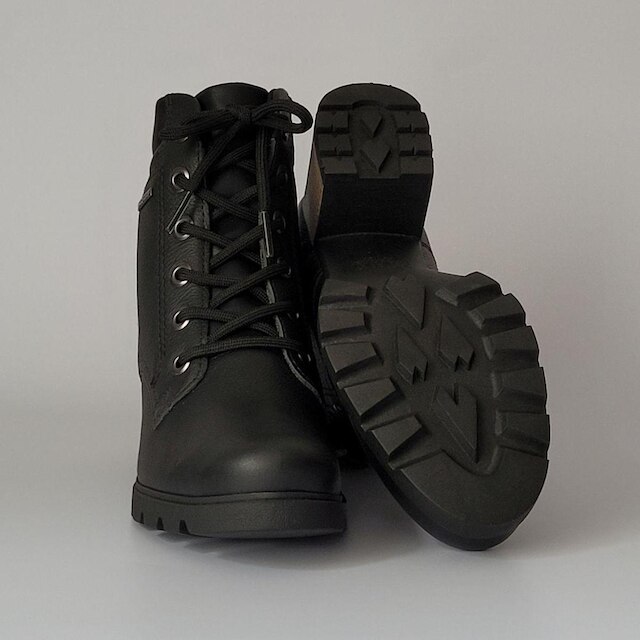 Bota Coturno Tratorado de Couro Dakota Salto Bloco G9791